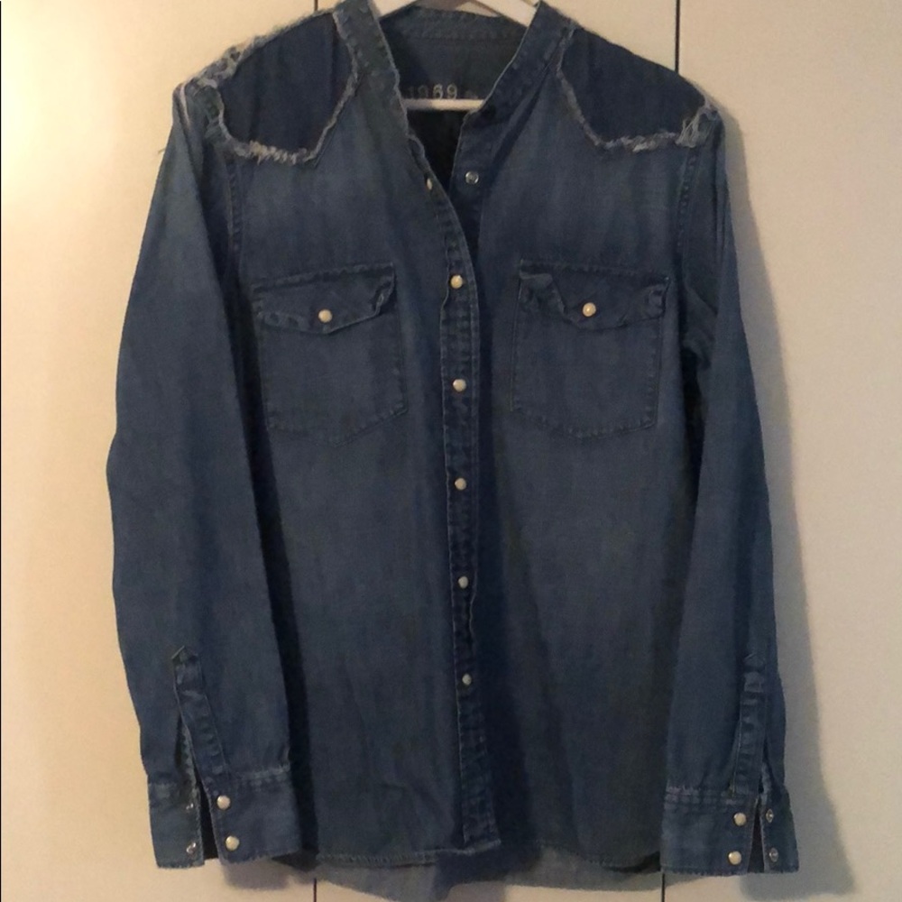 Denim Gap Top